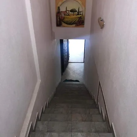 Bella Vista Vrasná